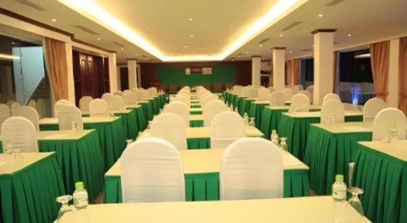 The Palm Hotel Sihanoukville 4*,