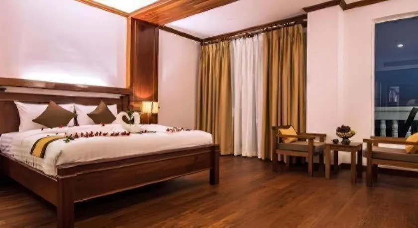 The Palm Hotel Sihanoukville Resort