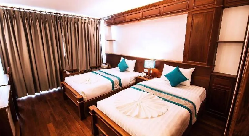 The Palm Hotel Sihanoukville 4*,  Cambodia