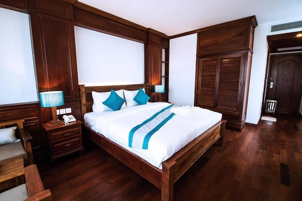 The Palm Hotel Sihanoukville Resort