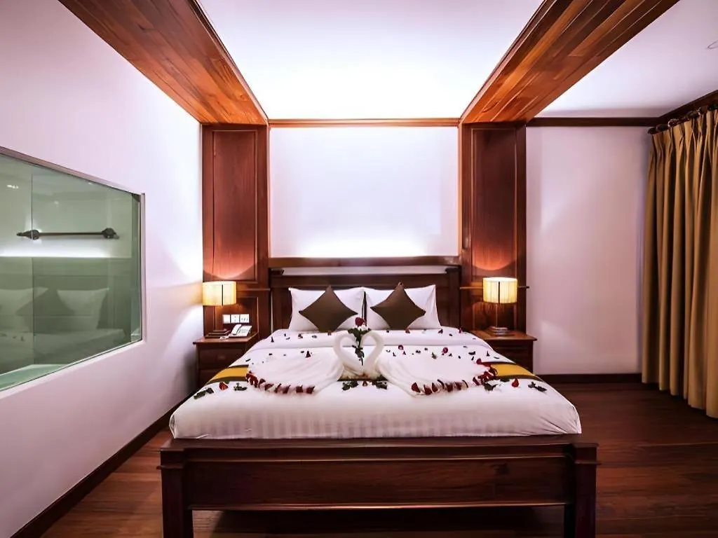 Resort The Palm Hotel Sihanoukville